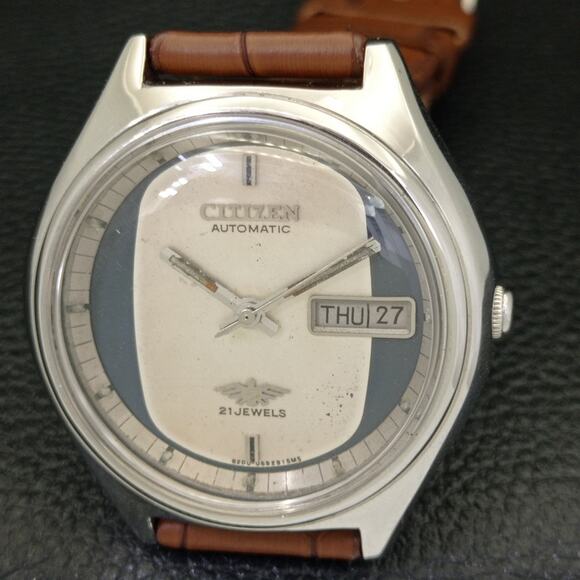 Vintage 1983 Citizen Automatic Mens Silver Watch W/daydate & Black accents - Picture 3 of 9